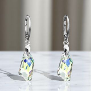 mSperk.sk #náušnice #doplnky #predievcata #nausnice #dnesnosim Objav kúzlo svetla a farieb s elegantnými náušnicami...