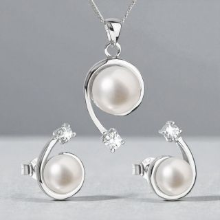 mSperk.sk - Tip na darček č. 163🤩 Perlová súprava z bielych riečnych perál – elegancia, ktorá nikdy nevyjde z módy #darček...