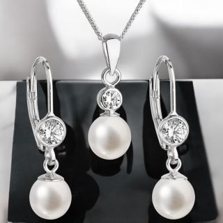 mSperk.sk - Tip na darček č. 194🤩 #darček #zima #darcek #damske #náušnice #doplnky #nausnice #dnesnosim #nahrdelnik...